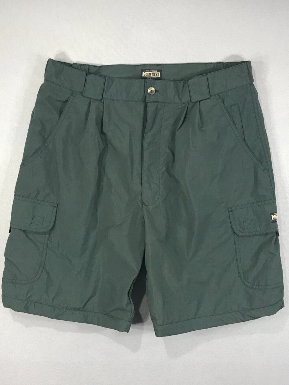 Guide Gear Shorts Men's Large Green Nylon Button Pockets Casual Outdoors Hiking